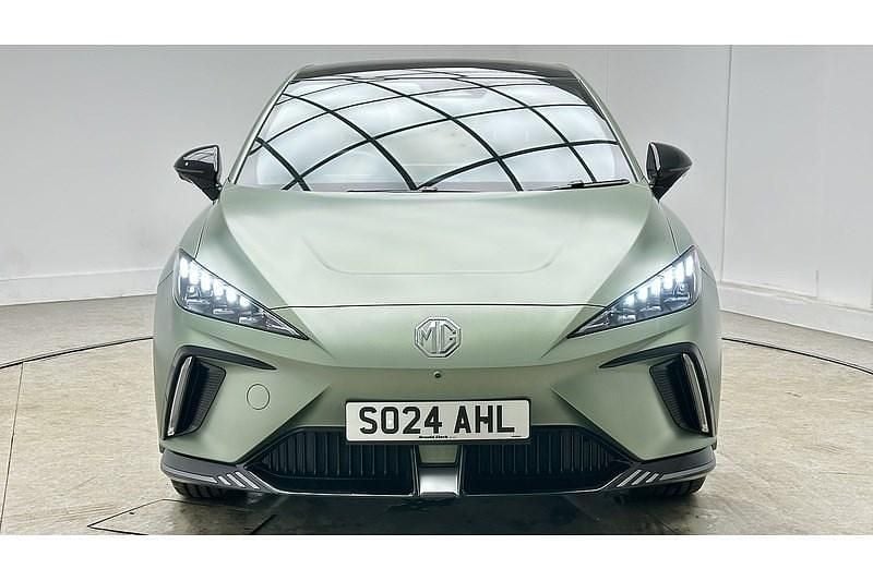 Used MG MG4 EV 319 kW (435 HP) 2024 Green Hatchback