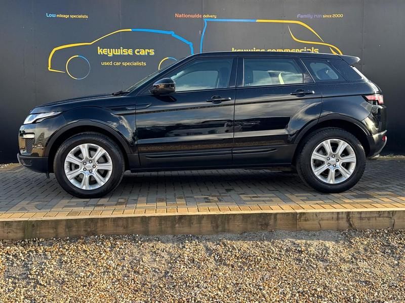 Used Land Rover Range Rover evoque SE 2019 Black SUV
