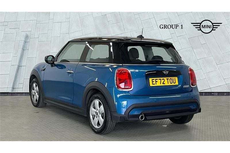 Used Mini Cooper Classic 136 HP (100 kW) 2023 Blue Hatchback