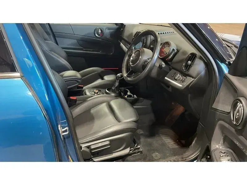 Begagnad Mini Cooper S Classic 2019 Blå Halvkombi