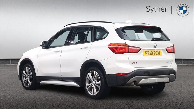 Used BMW X1 Sport Line 138 HP (101 kW) 2019 White SUV