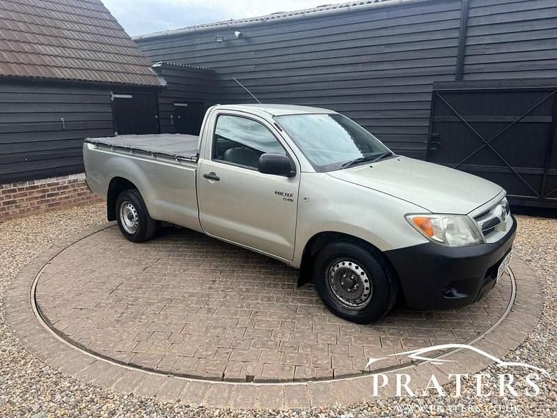 Silver Used 2006 Toyota HiLux Pickup | £6,500 (Fair price) - Image 1/4