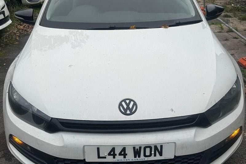 White Used 2010 VW Scirocco Coupe | £2,750 (Fair price) - Image 1/1