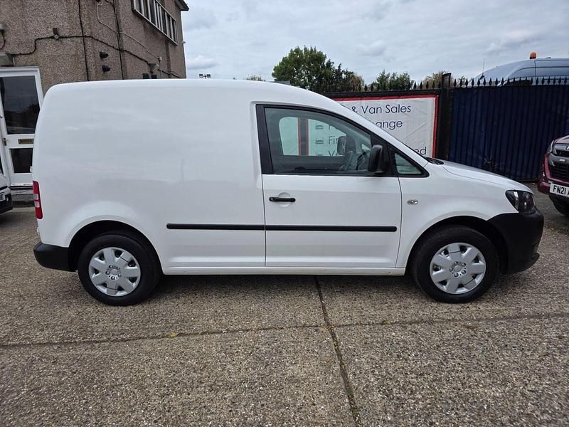 Used VW Caddy Startline 102 HP (75 kW) 2017 White MPV