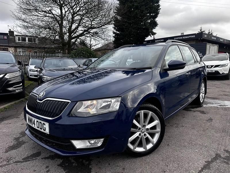 Used Skoda Octavia Elegance 2014 Blue Hatchback