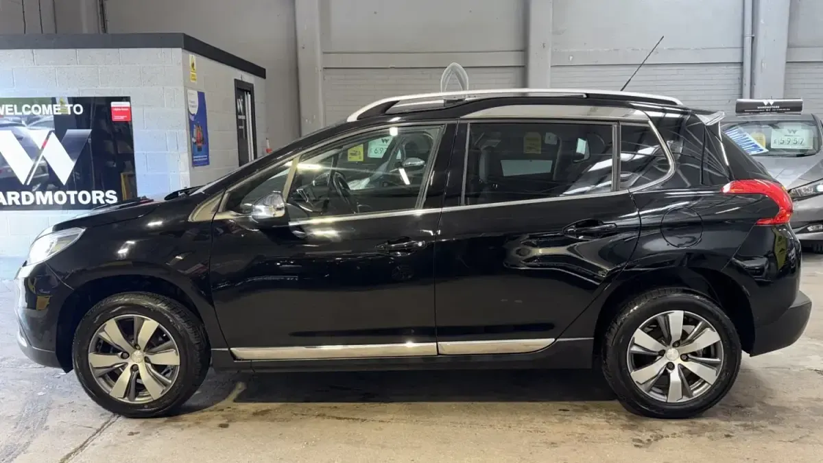 Używany Peugeot 2008 Allure 2016 Czarny SUV