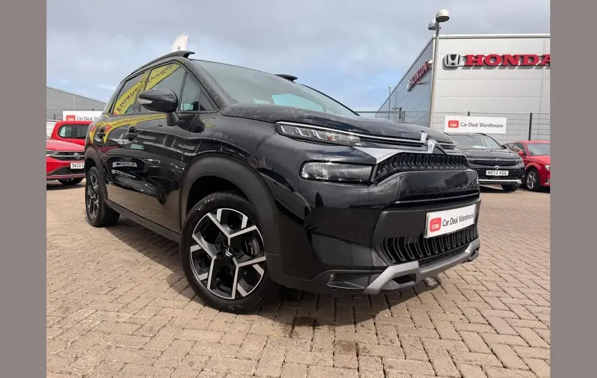 Used Citroën C3 Aircross PureTech 128 HP (94 kW) 2024 Black SUV