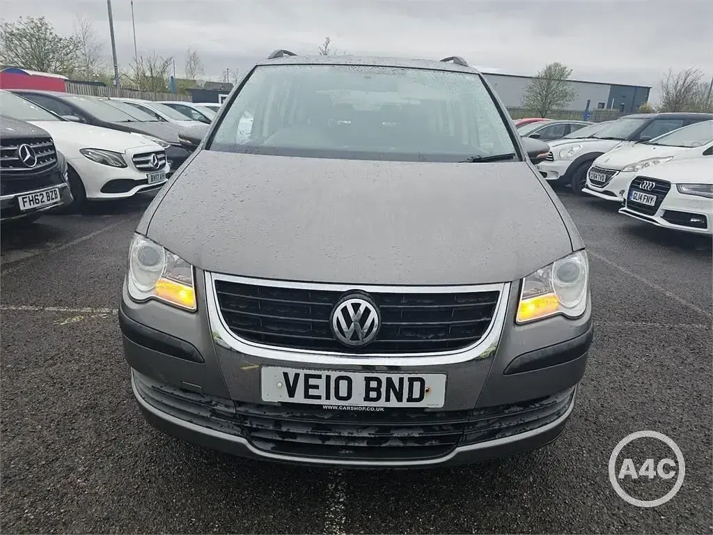 Used VW Touran S 105 HP (77 kW) 2010 Grey MPV