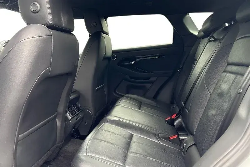 Begagnad Land Rover Range Rover evoque SE Dynamic 2023 Vit SUV