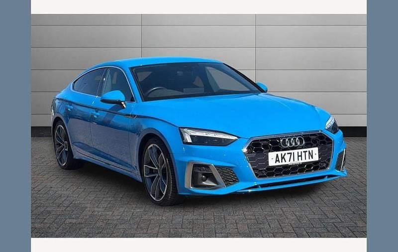Used Audi A5 Sportback S-Line 204 HP (150 kW) 2021 Blue Hatchback