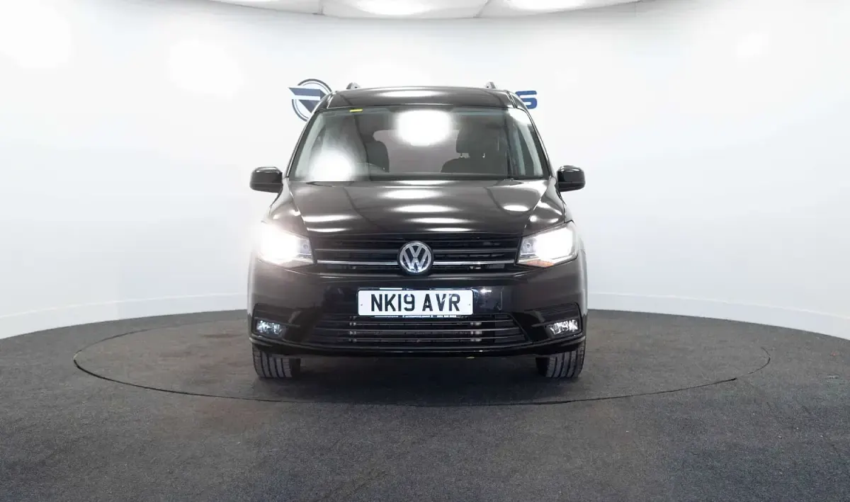 Used VW Caddy Life 101 HP (74 kW) 2019 Black MPV