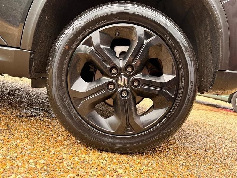 Used Suzuki Vitara 140 HP (102 kW) 2016 Black SUV