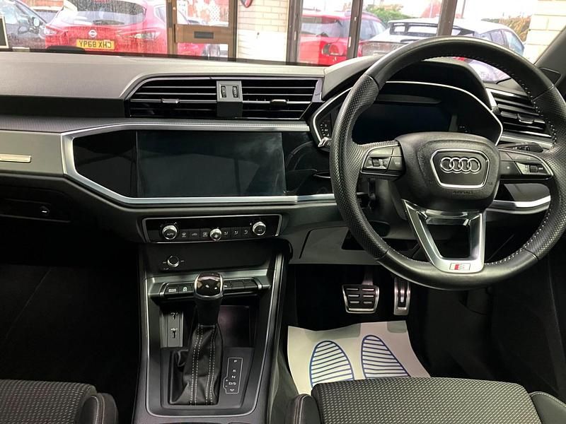 Used Audi Q3 S-Line 150 HP (110 kW) 2019 Grey SUV