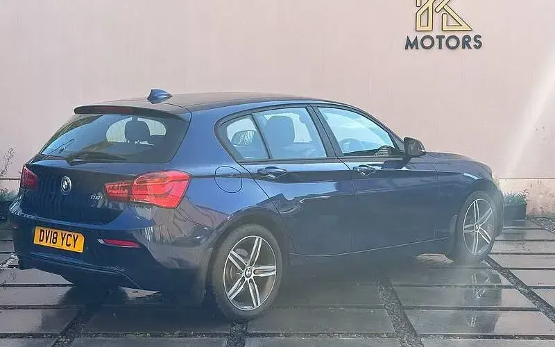 Used BMW 118 Sport Line 136 HP (100 kW) 2017 Blue Hatchback