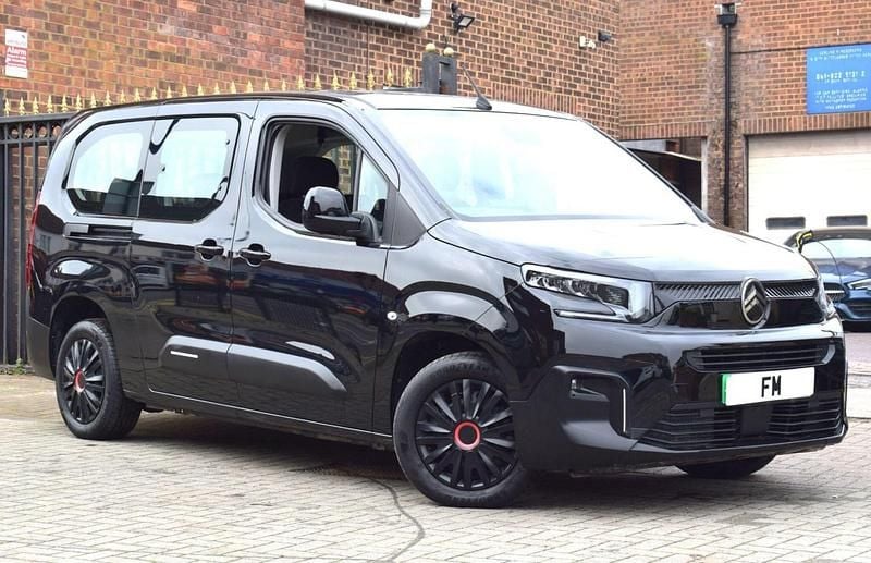 Used Citroën e-Berlingo 100 kW (136 HP) 2024 Black MPV