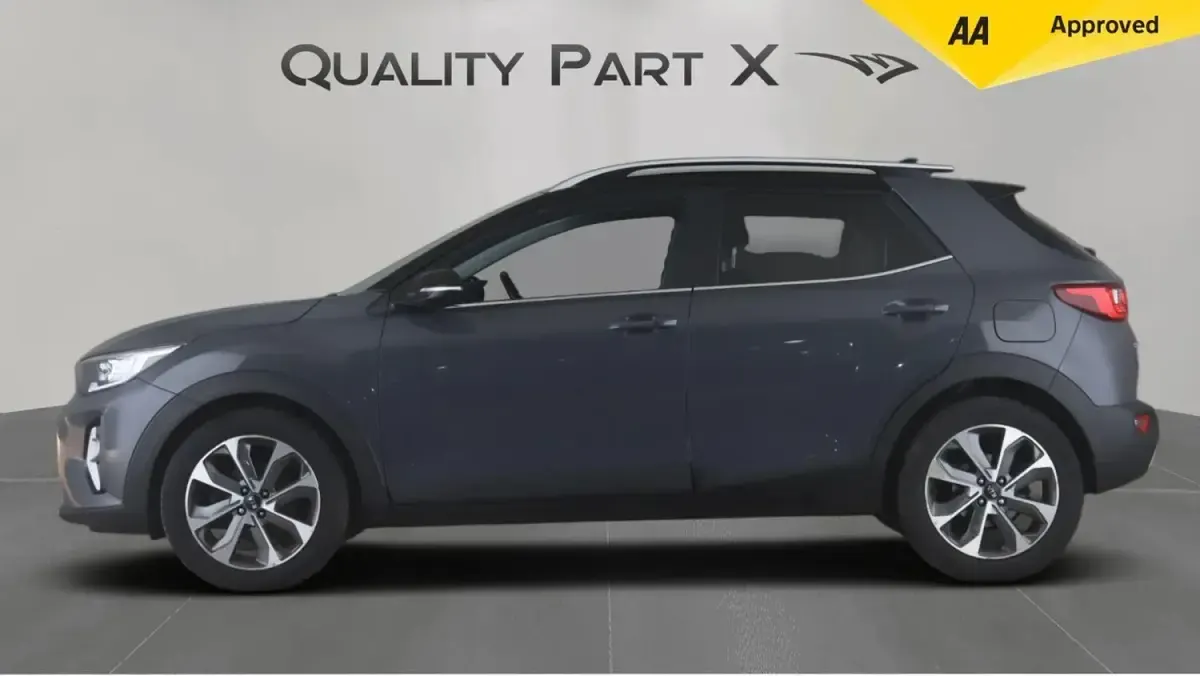 Usado Kia Stonic 118 CV (86 kW) 2021 Gris SUV