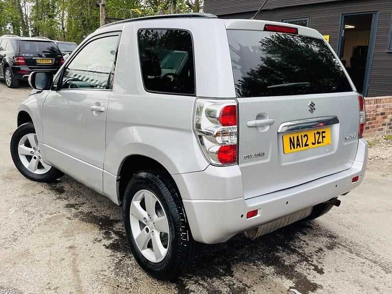 Used Suzuki Grand Vitara SZ4 2012 Silver SUV
