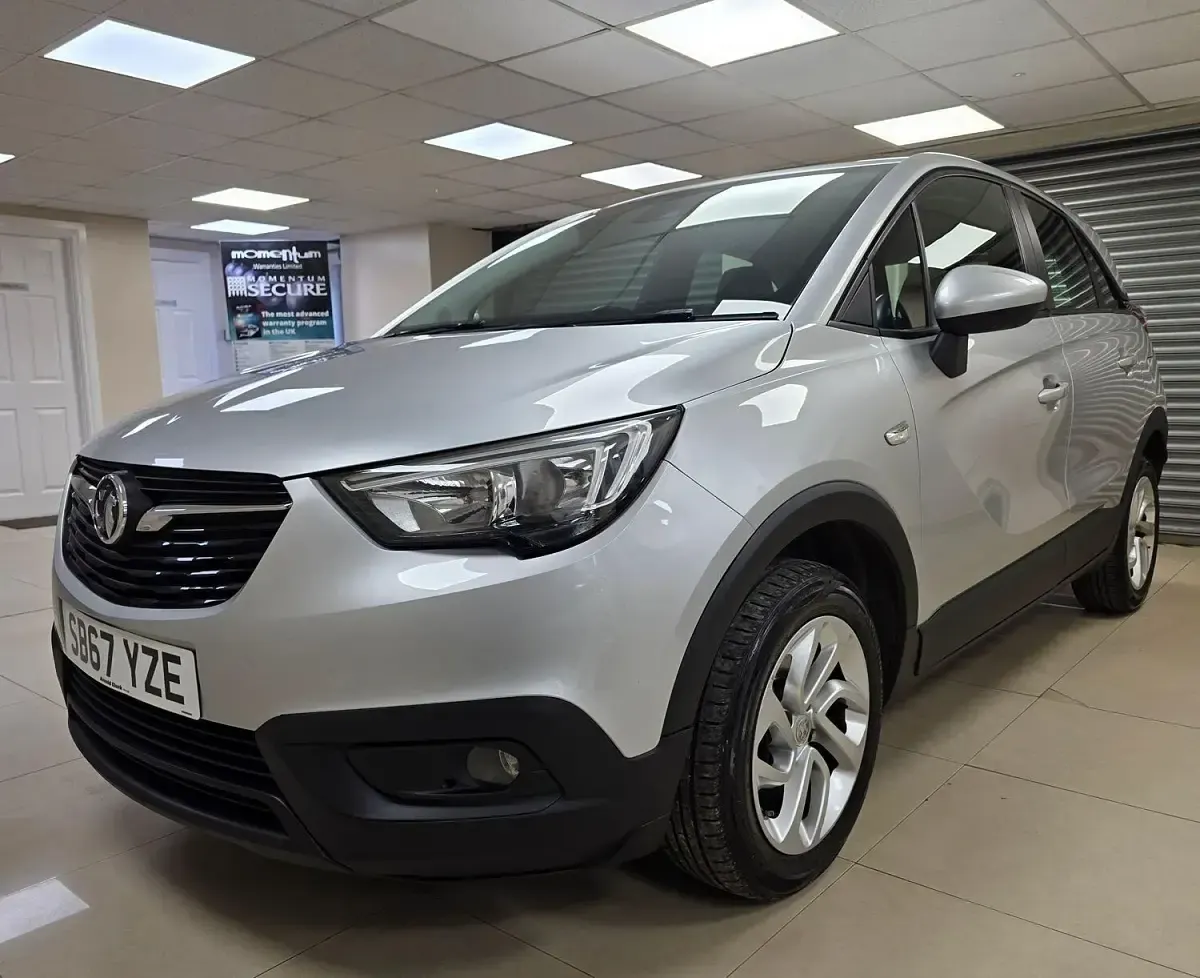 Używany Vauxhall Crossland X S 110 KM (80 kW) 2017 Srebrny SUV