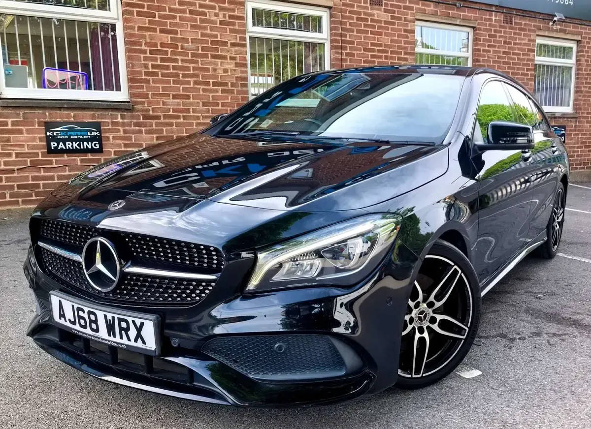 Used Mercedes CLA220 Shooting Brake AMG line 177 HP (130 kW) 2017 Black Estate
