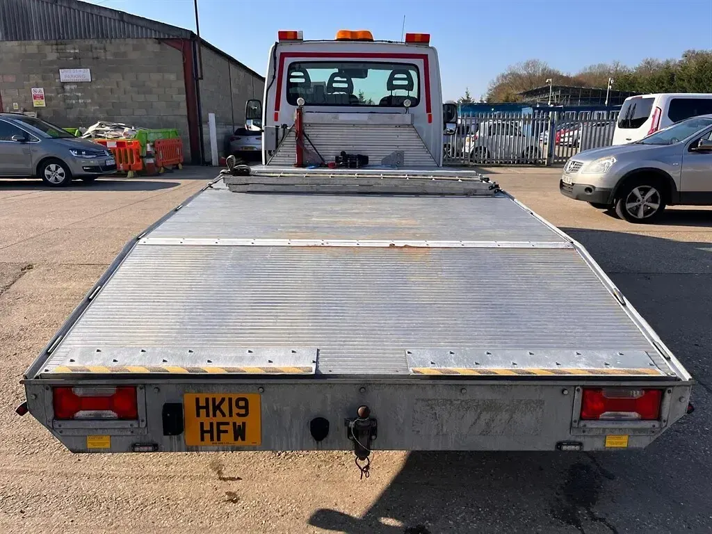 Used Iveco Daily 116 HP (85 kW) 2019 White Cabriolet