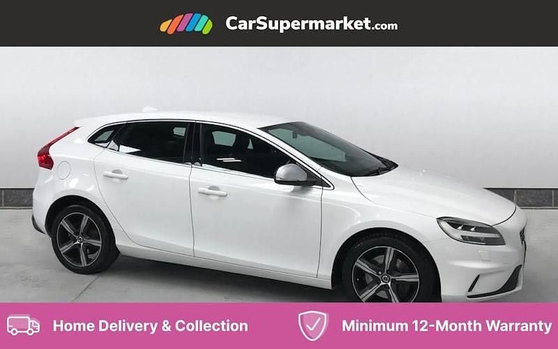 White Used 2018 Volvo V40 R-Design Estate | £10,197 (Fair price) - Image 1/4