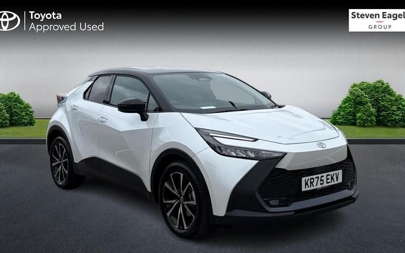 Used Toyota C-HR Design 140 HP (102 kW) 2026 SUV