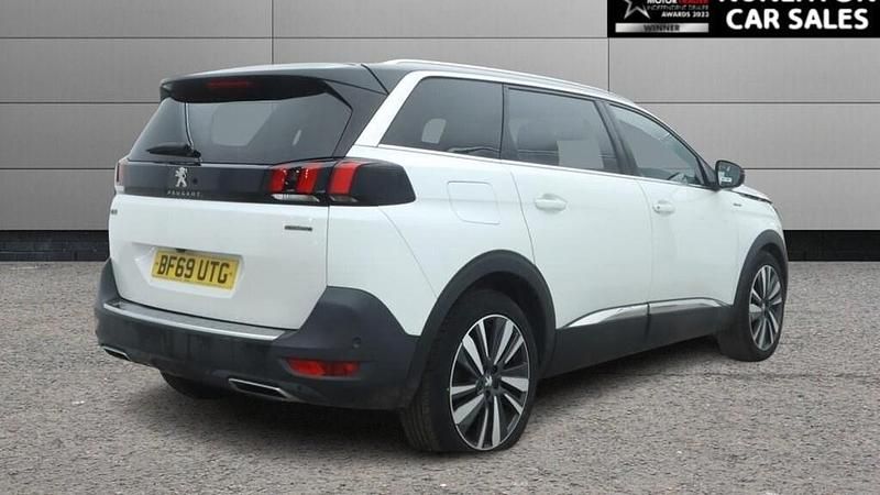 Used Peugeot 5008 Premium 130 HP (95 kW) 2020 White SUV