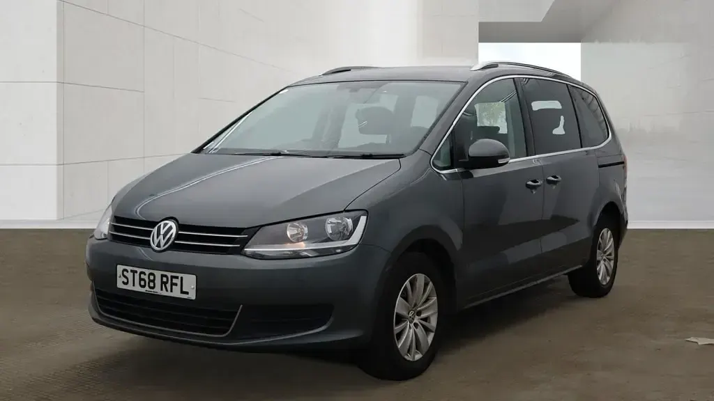 Used VW Sharan SE 2018 Urano grey MPV
