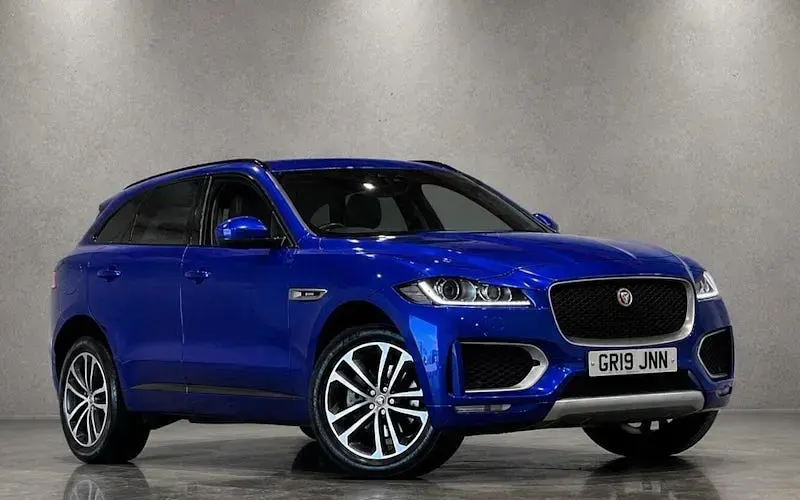 Used Jaguar F-Pace R-Sport 180 HP (132 kW) 2019 SUV