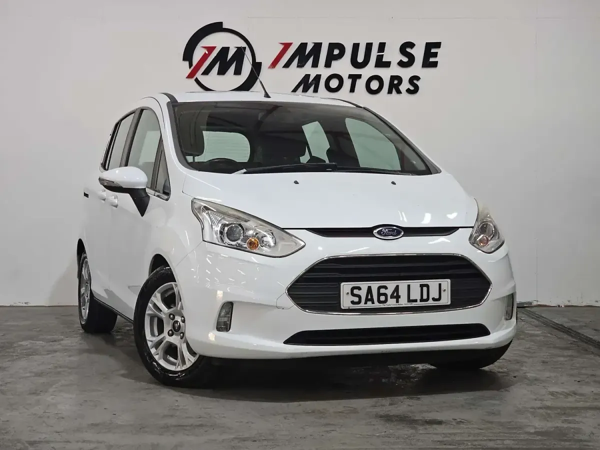 Used Ford B-MAX Zetec 105 HP (77 kW) 2014 White MPV