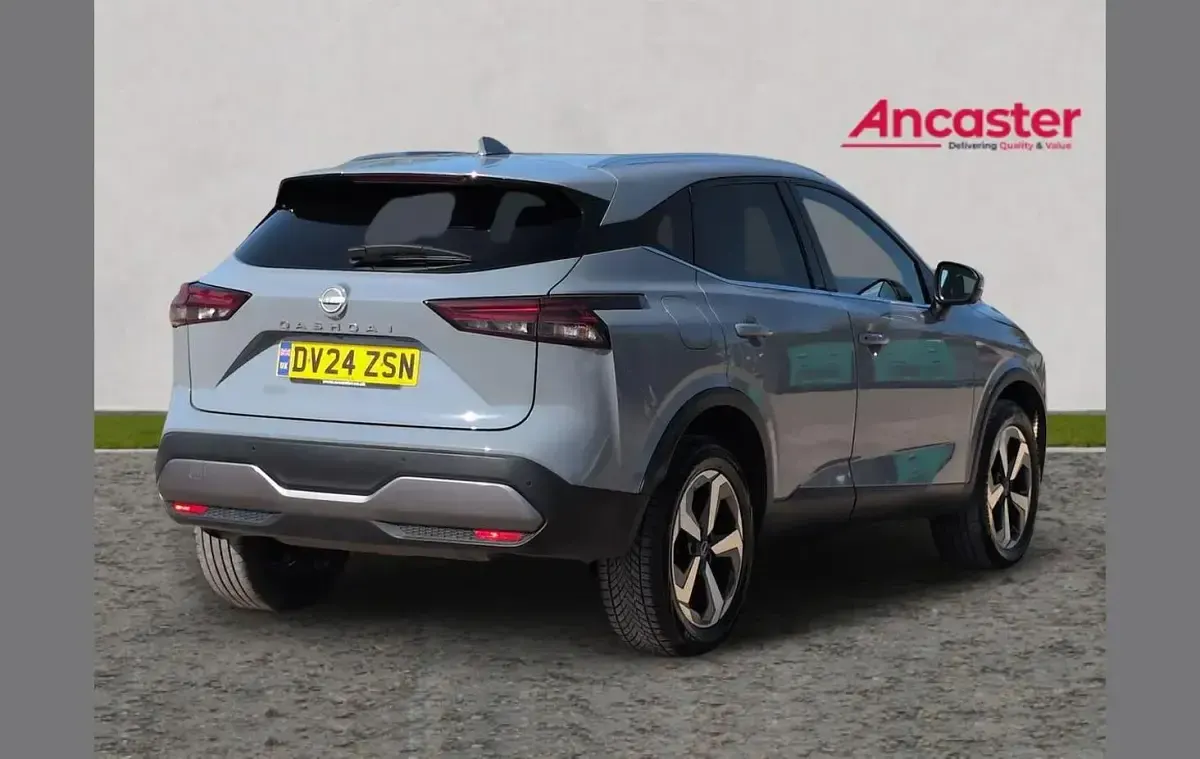 Used Nissan Qashqai N-Connecta 155 HP (114 kW) 2024 Grey SUV