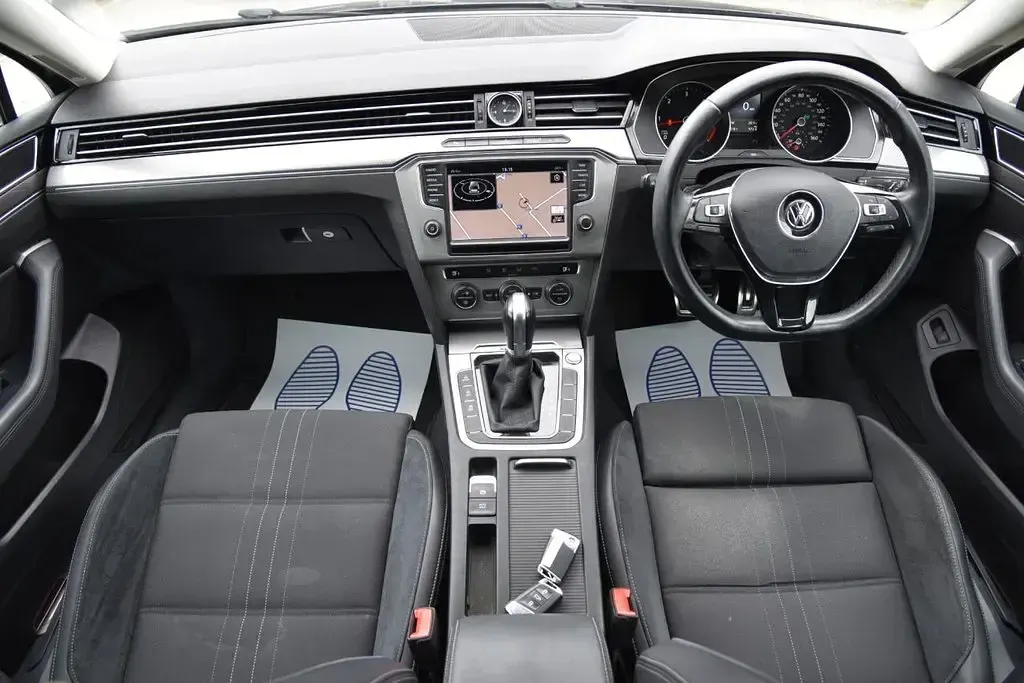 Used VW Passat Alltrack S 190 HP (139 kW) 2016 Blue Estate