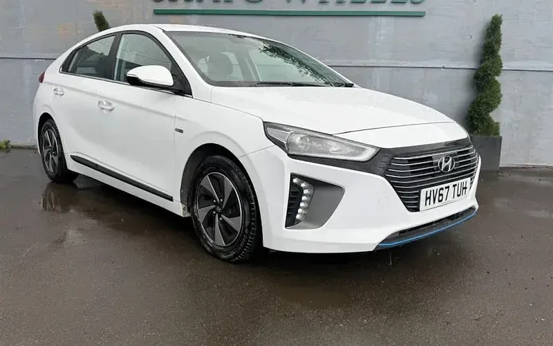 Used Hyundai Ioniq Premium 141 HP (103 kW) 2018 Hatchback