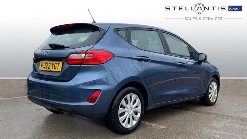 Used Ford Fiesta Trend 99 HP (72 kW) 2022 Blue Hatchback