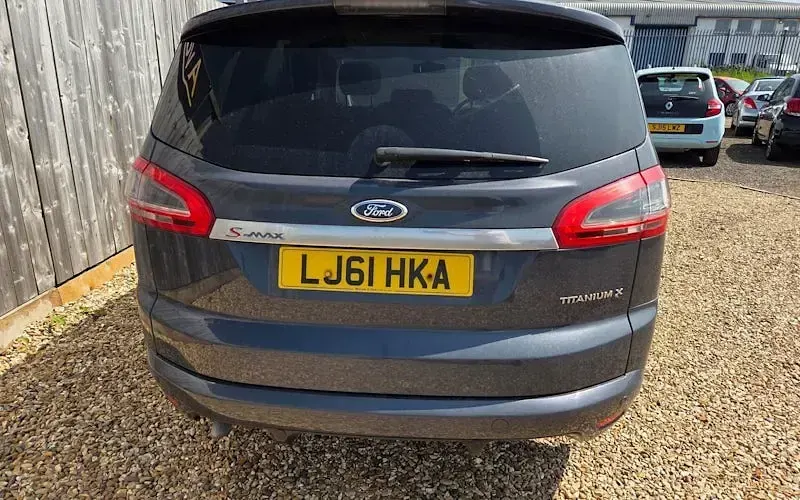 Used Ford S-MAX Titanium X 163 HP (119 kW) 2014 MPV