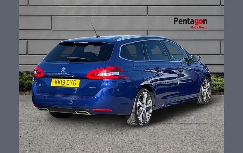 Used Peugeot 308 SW GT-line 128 HP (94 kW) 2019 Blue Estate