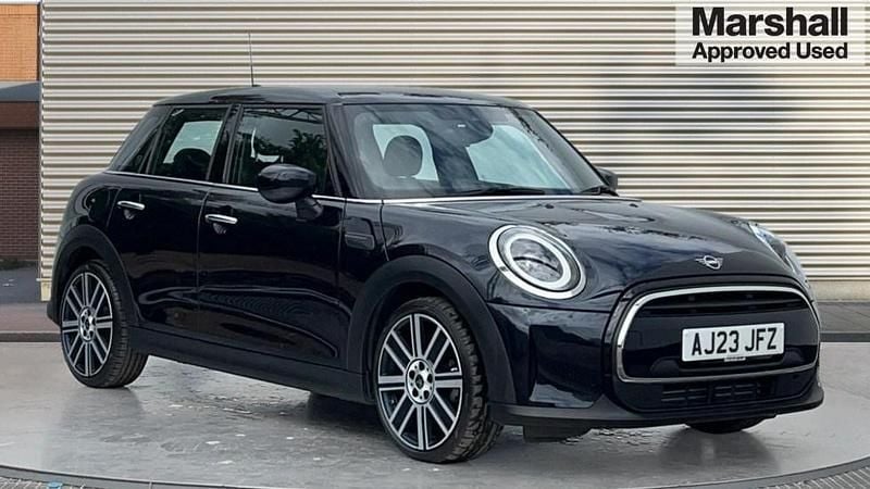 Other Used 2023 Mini Cooper Comfort Hatchback | £21,447 (Fair price) - Image 1/4