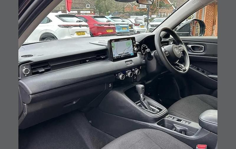 Used Honda HR-V Elegance 131 HP (96 kW) 2022 Crystal black SUV