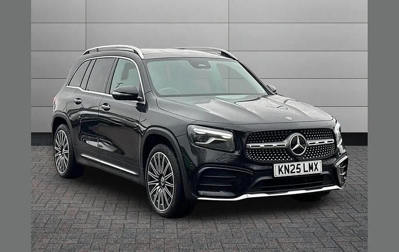 Used Mercedes GLB200 AMG Line Premium Plus 161 HP (118 kW) 2025 Black SUV