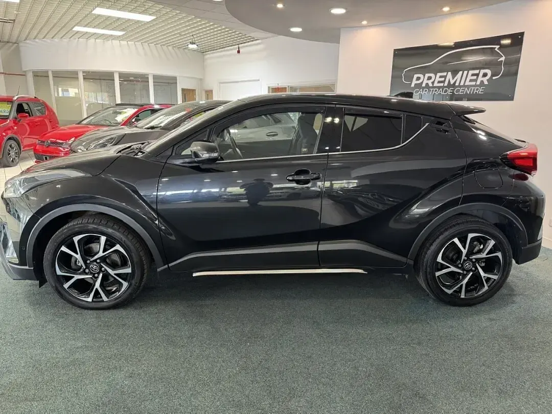 Used Toyota C-HR Design 116 HP (85 kW) 2019 Black SUV