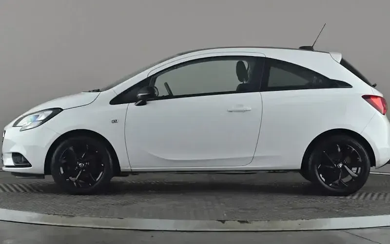 Begagnad Vauxhall Corsa 75 HK (55 kW) 2019 Vit Halvkombi