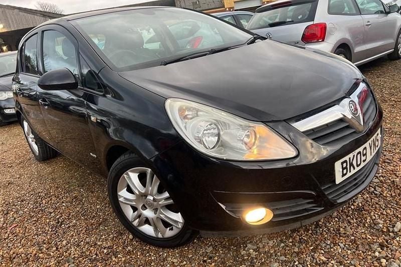 Black Used 2009 Vauxhall Corsa Design Edition Hatchback | £3,499 (Good price) - Image 1/1