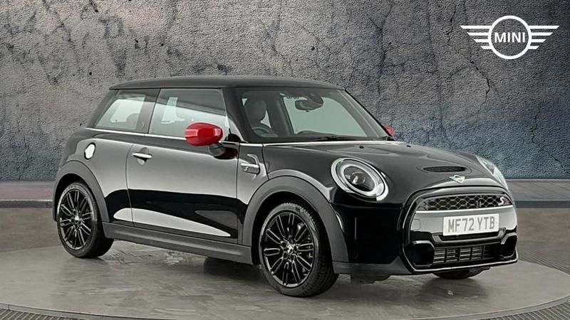 Black Used 2022 Mini Cooper S Exclusive Hatchback | £22,850 (Fair price) - Image 1/4