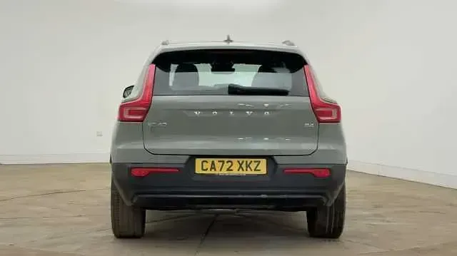 Usado Volvo XC40 Plus 194 HP (142 kW) 2023 SUV