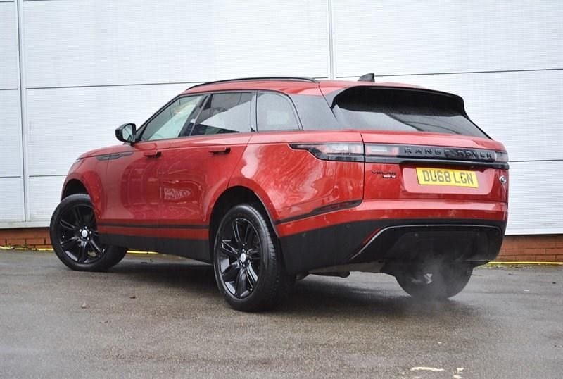 Used Land Rover Range Rover Velar SE 240 HP (176 kW) 2018 Firenze red SUV