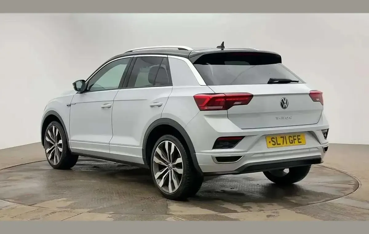 Used VW T-Roc R-line 150 HP (110 kW) 2022 Silver SUV