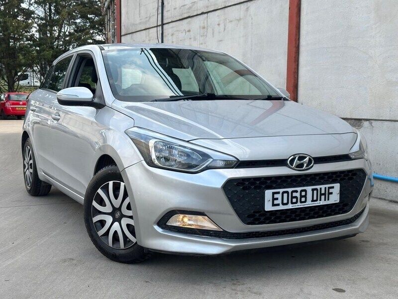 Silver Used 2018 Hyundai i20 Hatchback | £6,995 (Fair price) - Image 1/4
