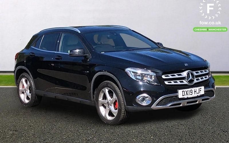Begagnad Mercedes GLA200 Active 156 HK (114 kW) 2019 SUV