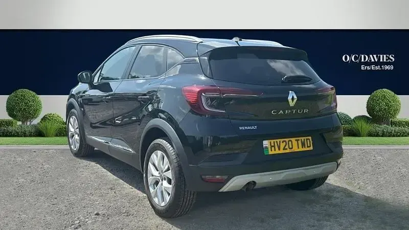 Used Renault Captur Iconic 130 HP (95 kW) 2020 Black SUV