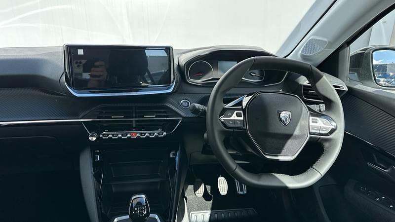 New Peugeot 208 Style 100 HP (73 kW) 2026 Okenite white Hatchback